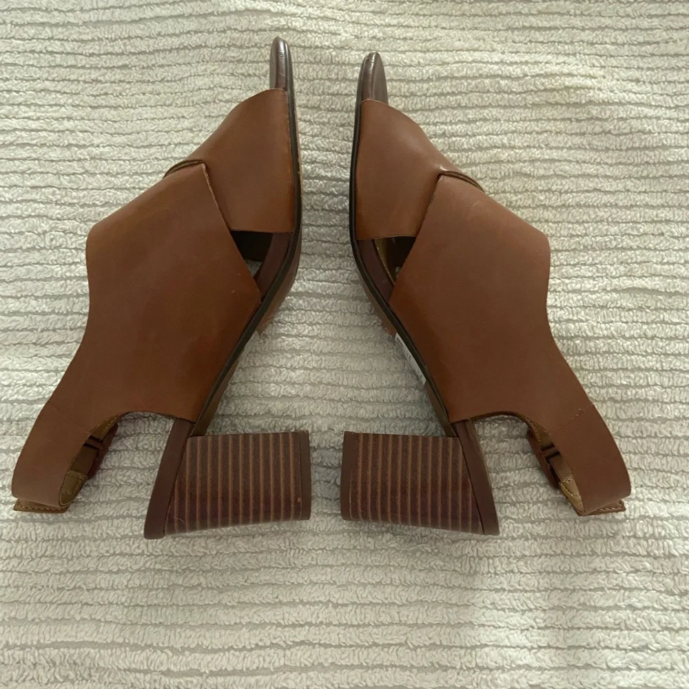 Clarks Janie Brown Block Heel Sandals - Picture 4 of 6
